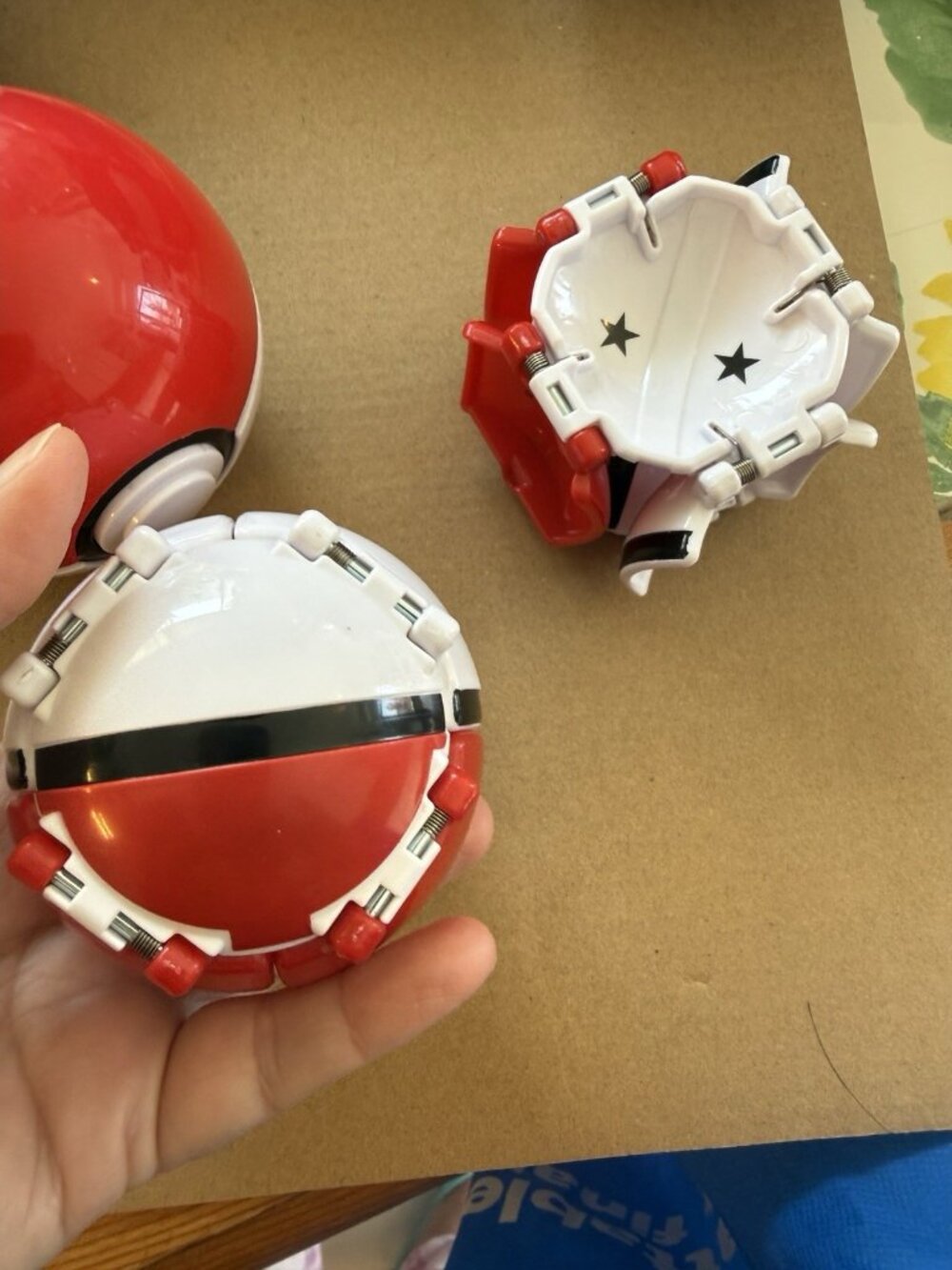 8 pc Lot 5 Large Pokemon Balls 2 Throw N Pop 1 Zanzoon Talking Electronic Ball - Picture 7 of 10